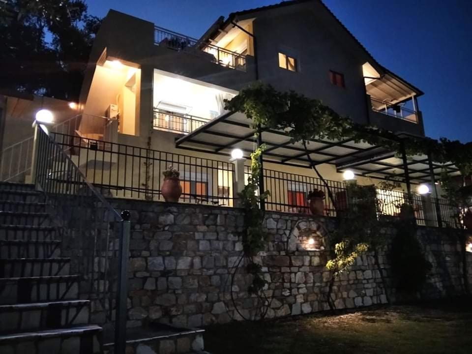 Nestor Apartments 克里斯阿穆迪亚 外观 照片